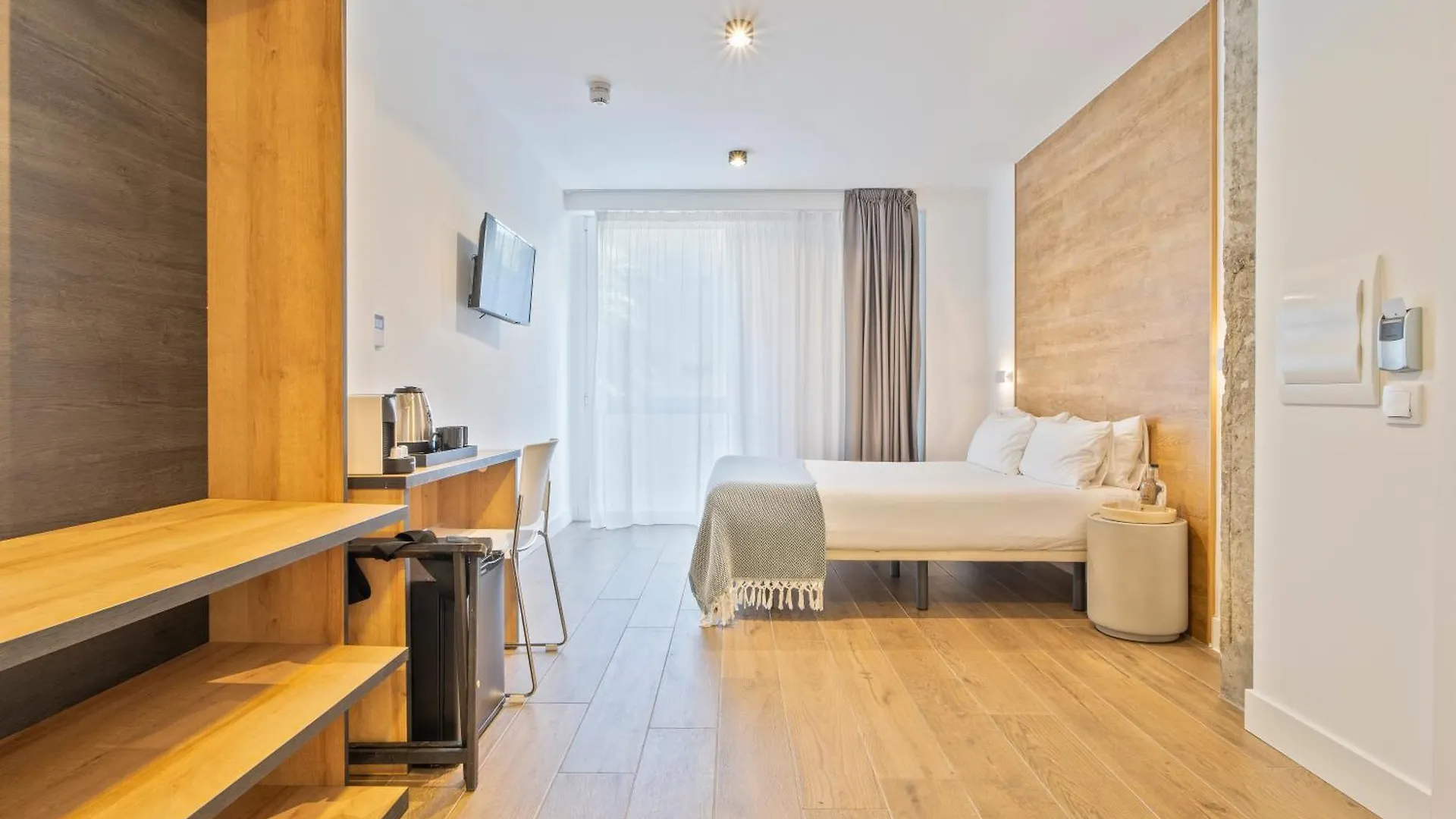 Uma Suites Ondarreta San Sebastián 0*,